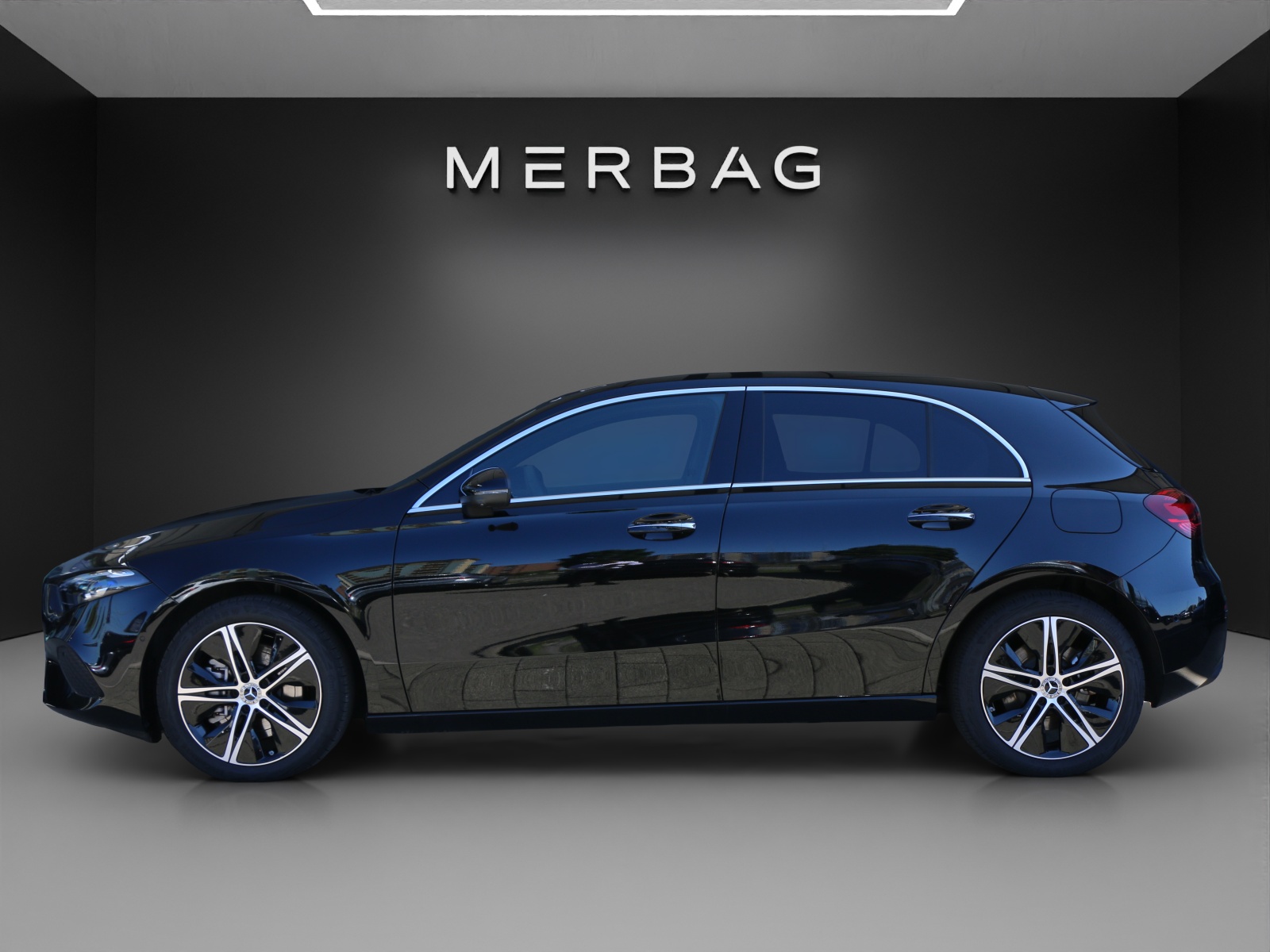 MERCEDES-BENZ A 250 e 8G-DCT-image-1