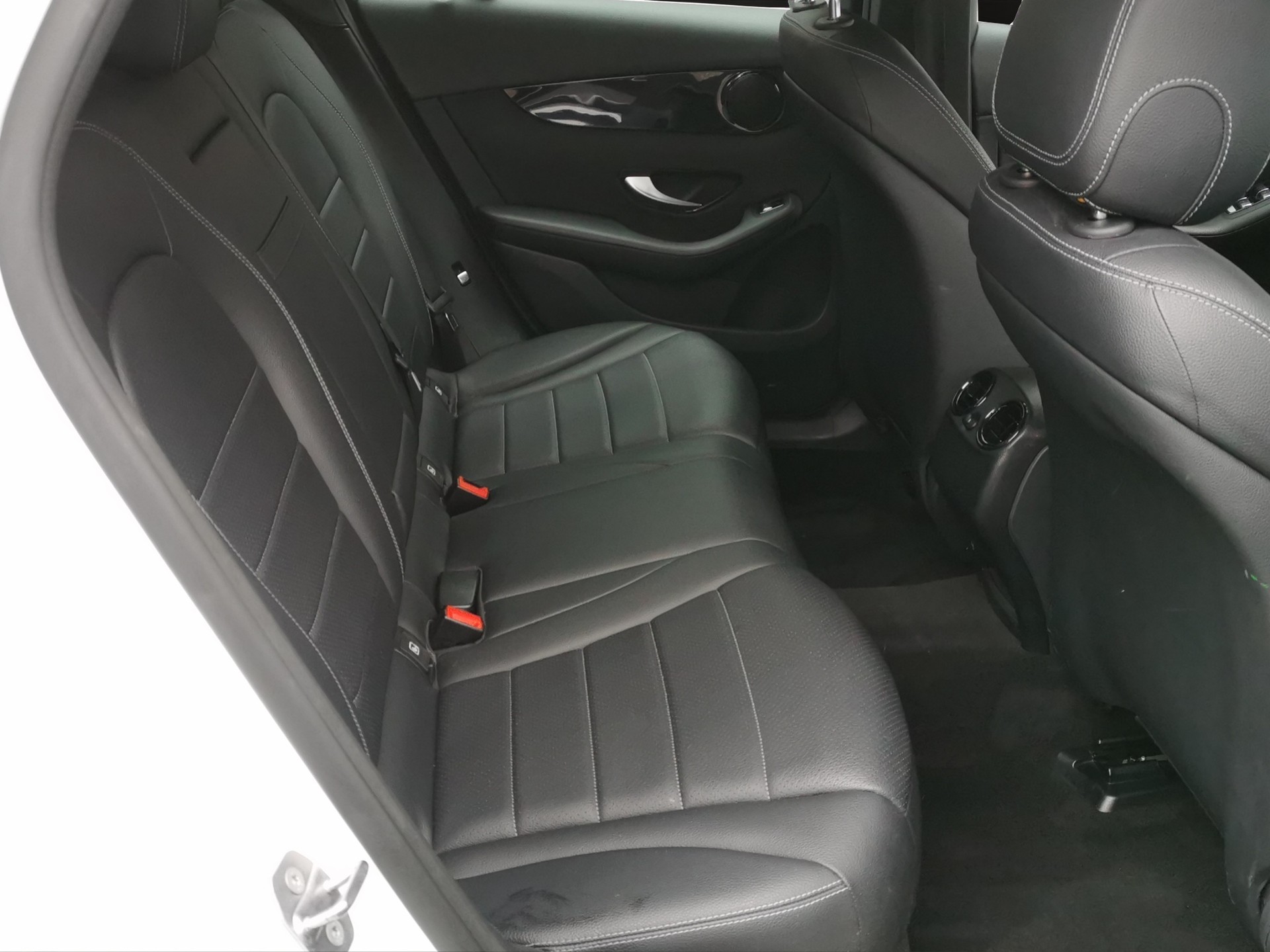 MERCEDES-BENZ GLC 250d Off-Road 4Matic 9G-Tronic-image-13