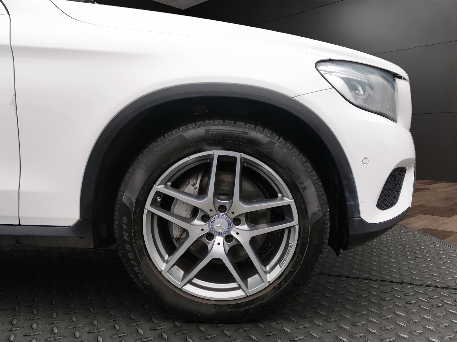 MERCEDES-BENZ GLC 250d Off-Road 4Matic 9G-Tronic-image-2