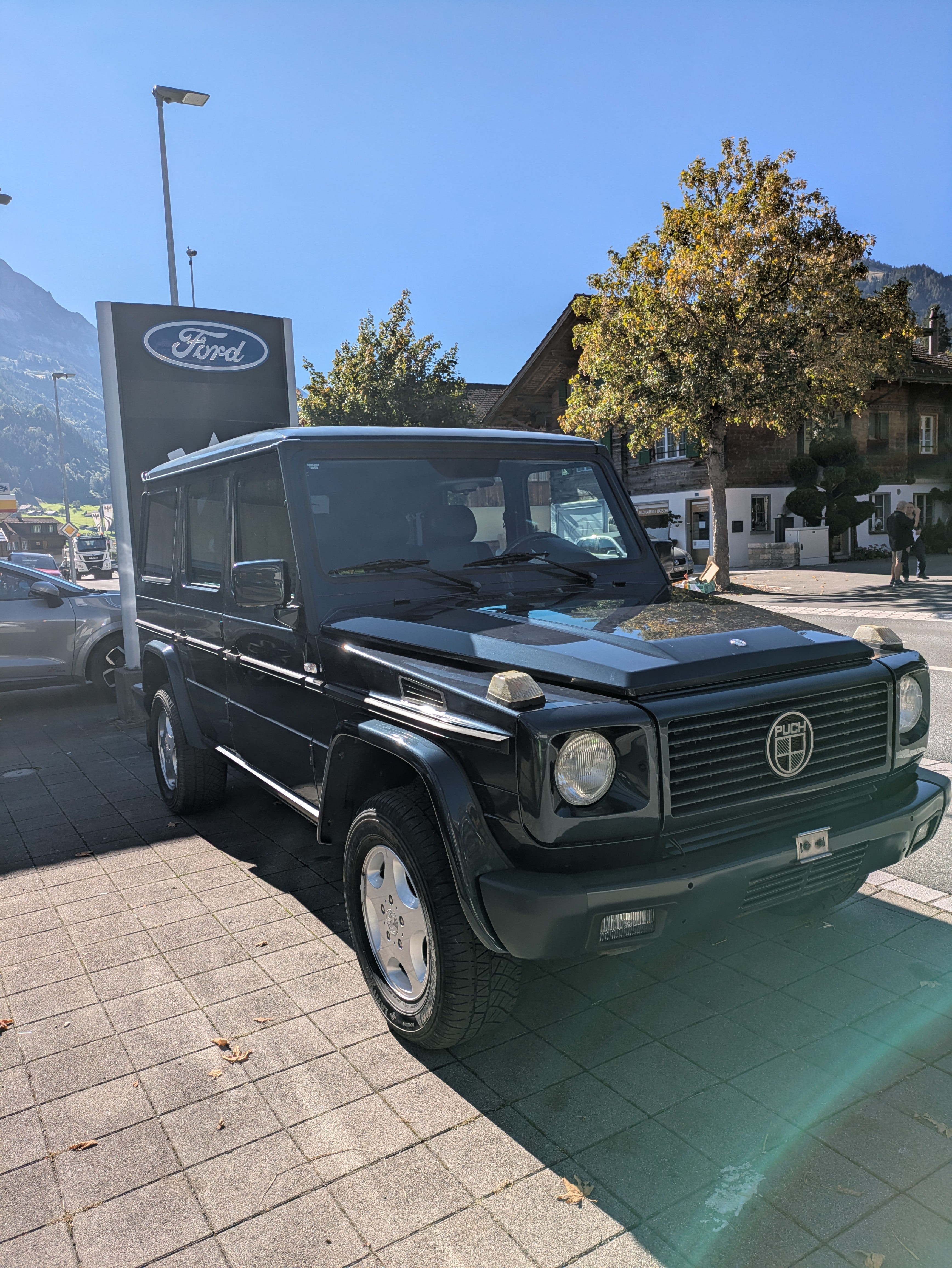 Car photo
