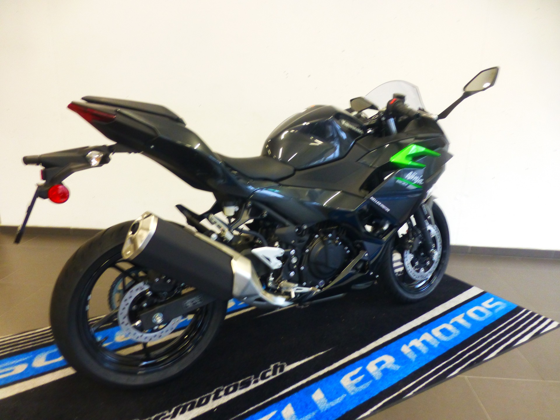 KAWASAKI Ninja 500-image-11