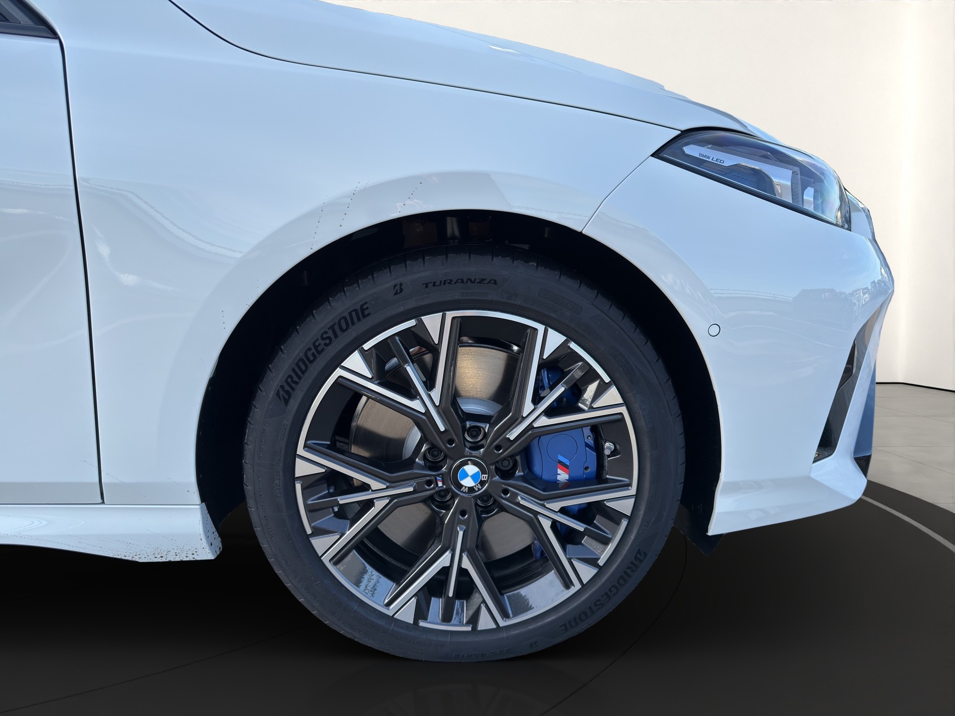 BMW 120 M Sport Steptronic-image-6