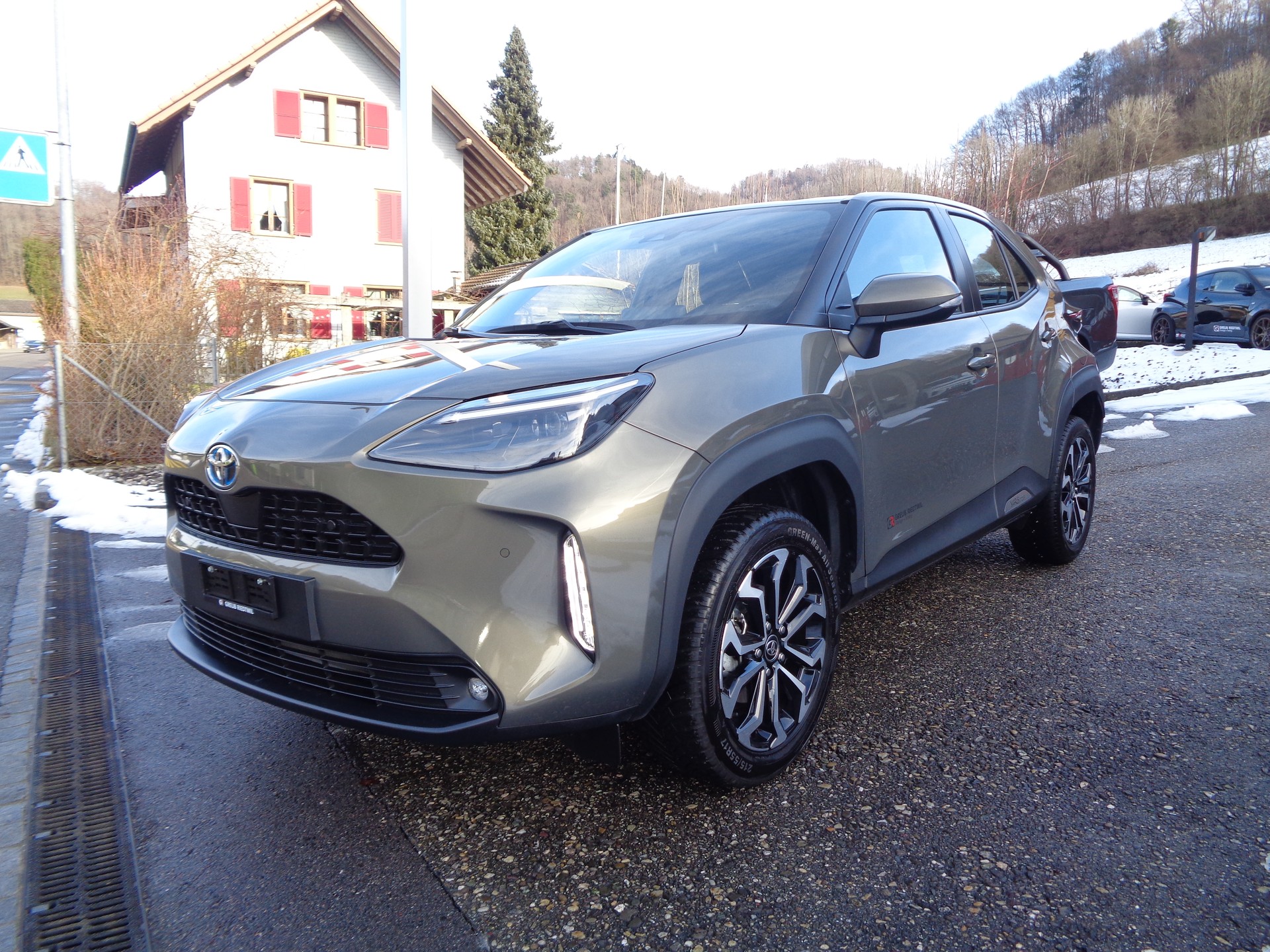 TOYOTA Yaris Cross 1.5 Trend e-CVT AWDi