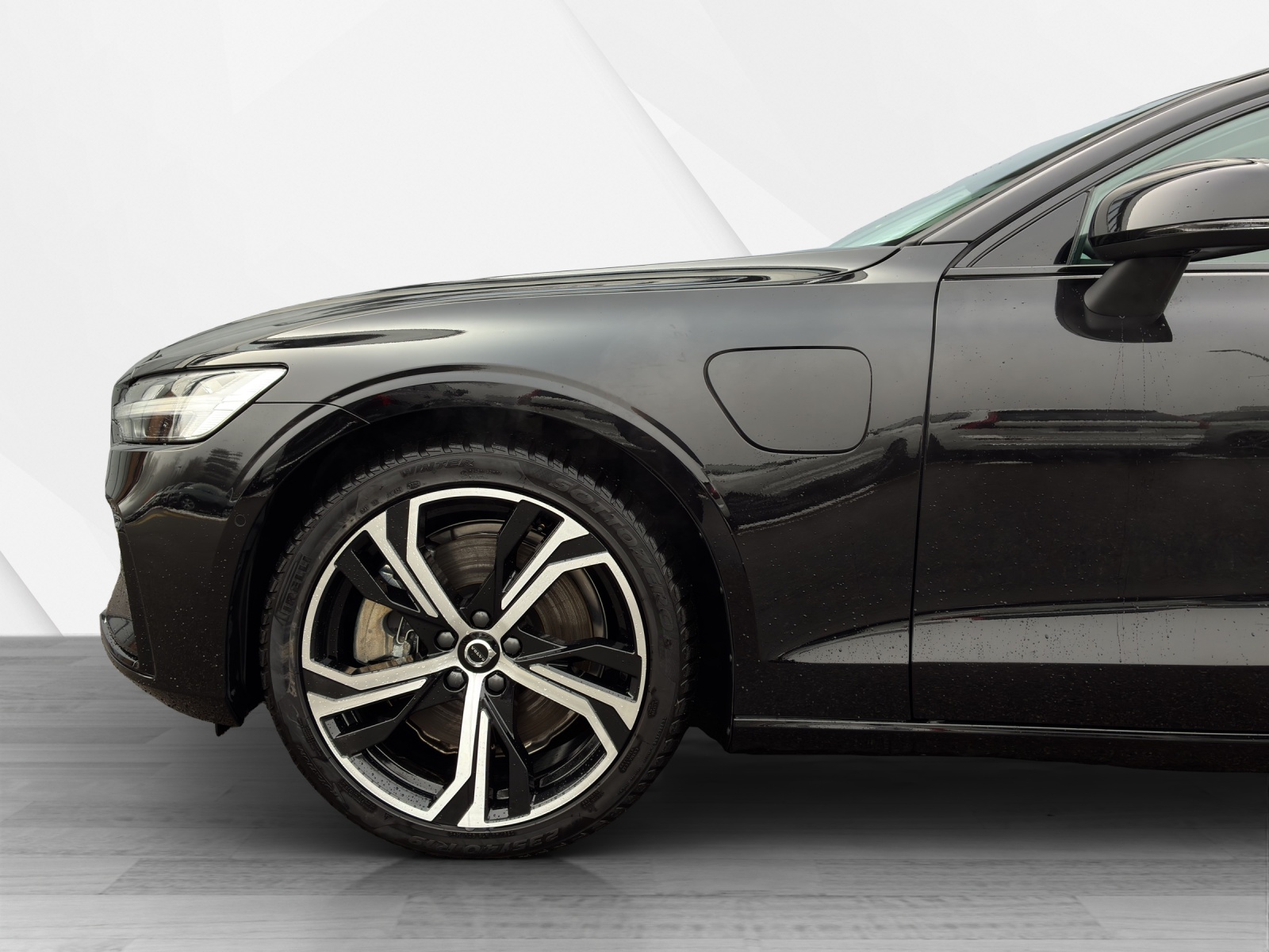 VOLVO V60 2.0 T6 TE Plus Dark eAWD-image-8
