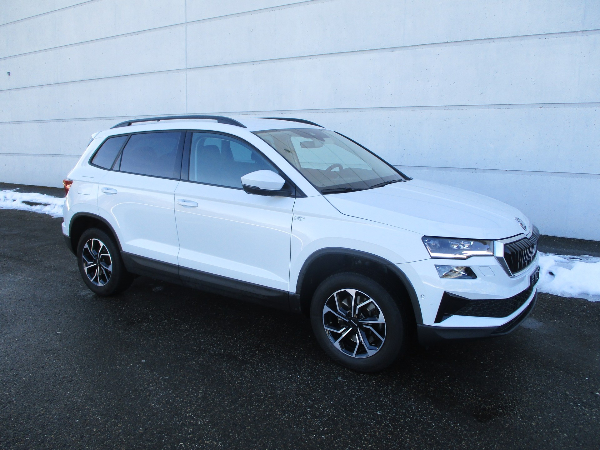 SKODA Karoq 2.0 TDI CR Style 4x4 DSG-image-3