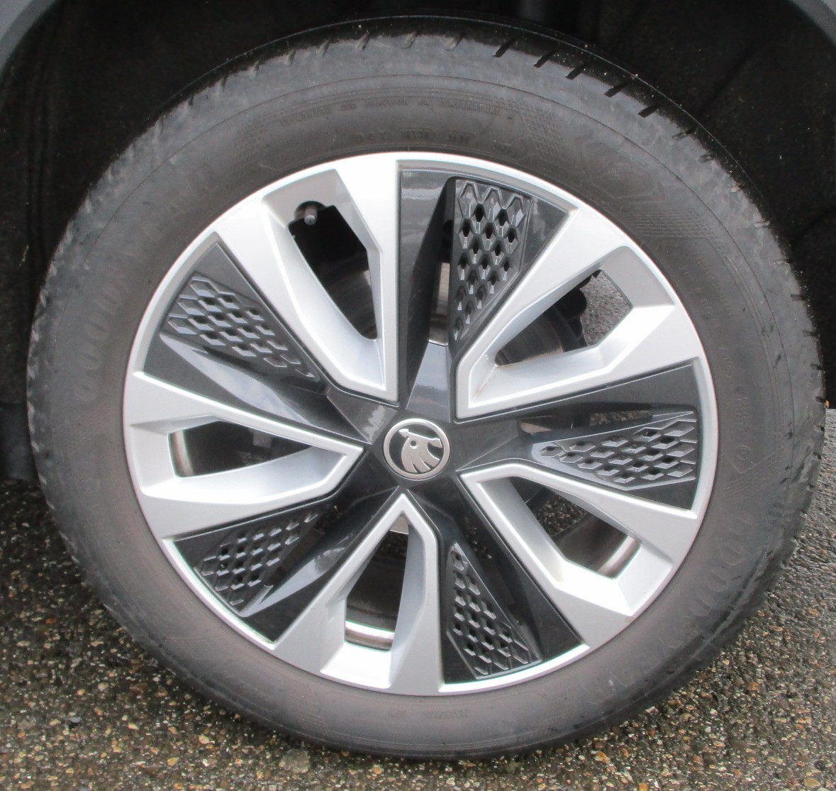 SKODA Karoq 2.0 TDI CR Style 4x4 DSG-image-15
