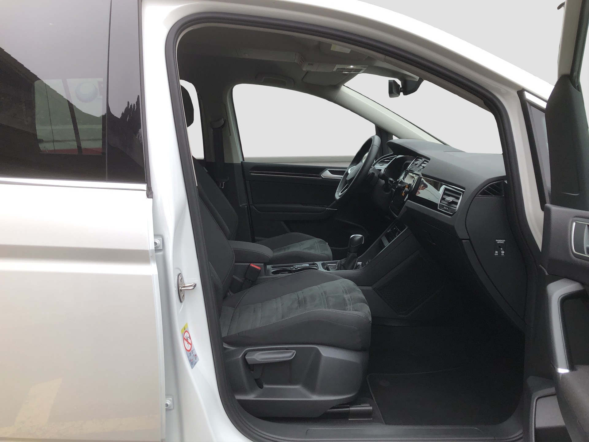 VW Touran 1.5 TSI EVO Highline DSG-image-12