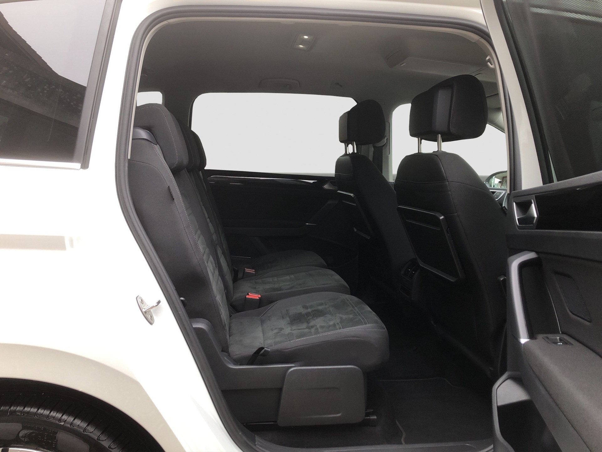VW Touran 1.5 TSI EVO Highline DSG-image-13