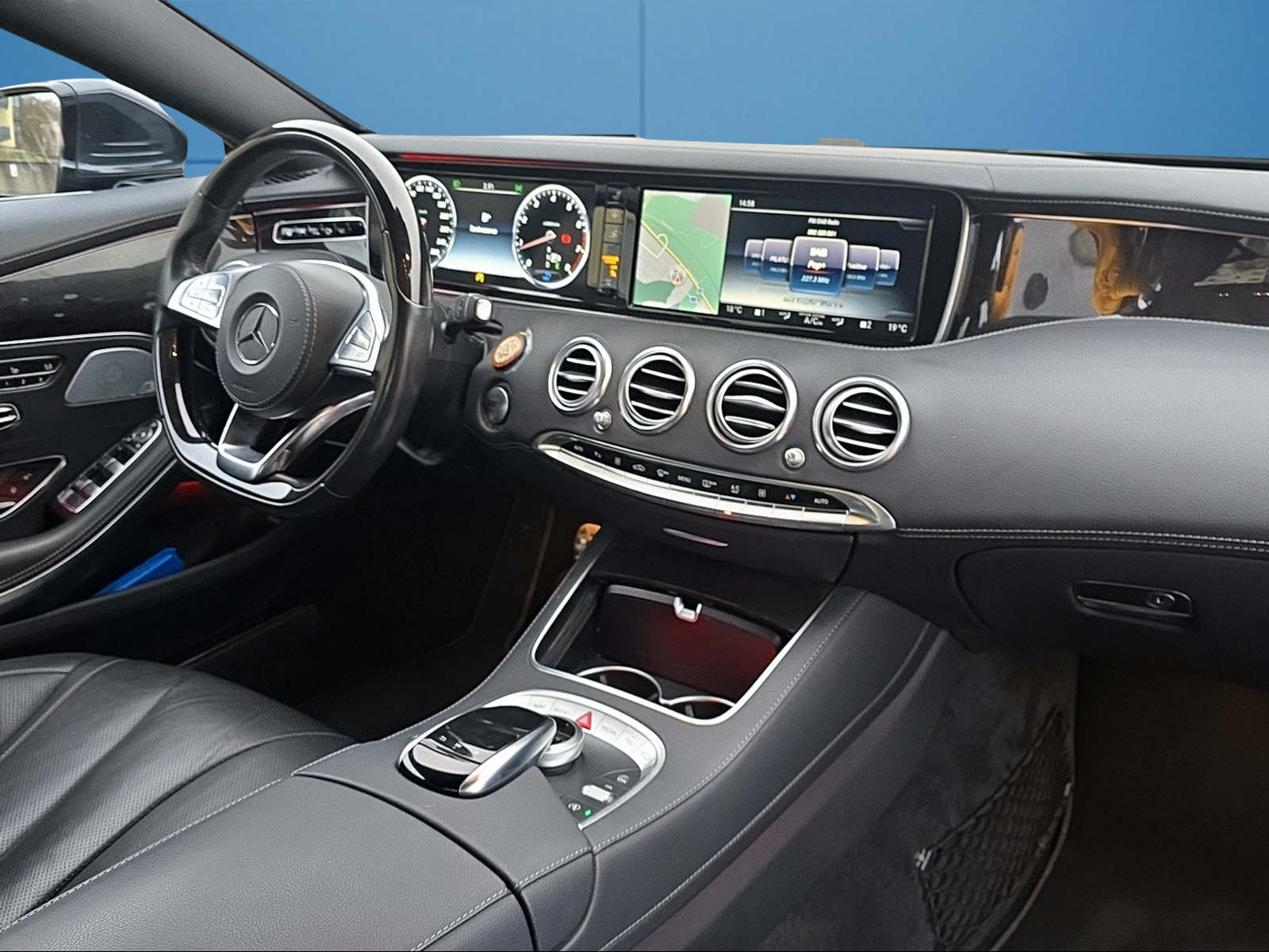 MERCEDES-BENZ S 400 Coupé 4Matic 7G-Tronic-image-9