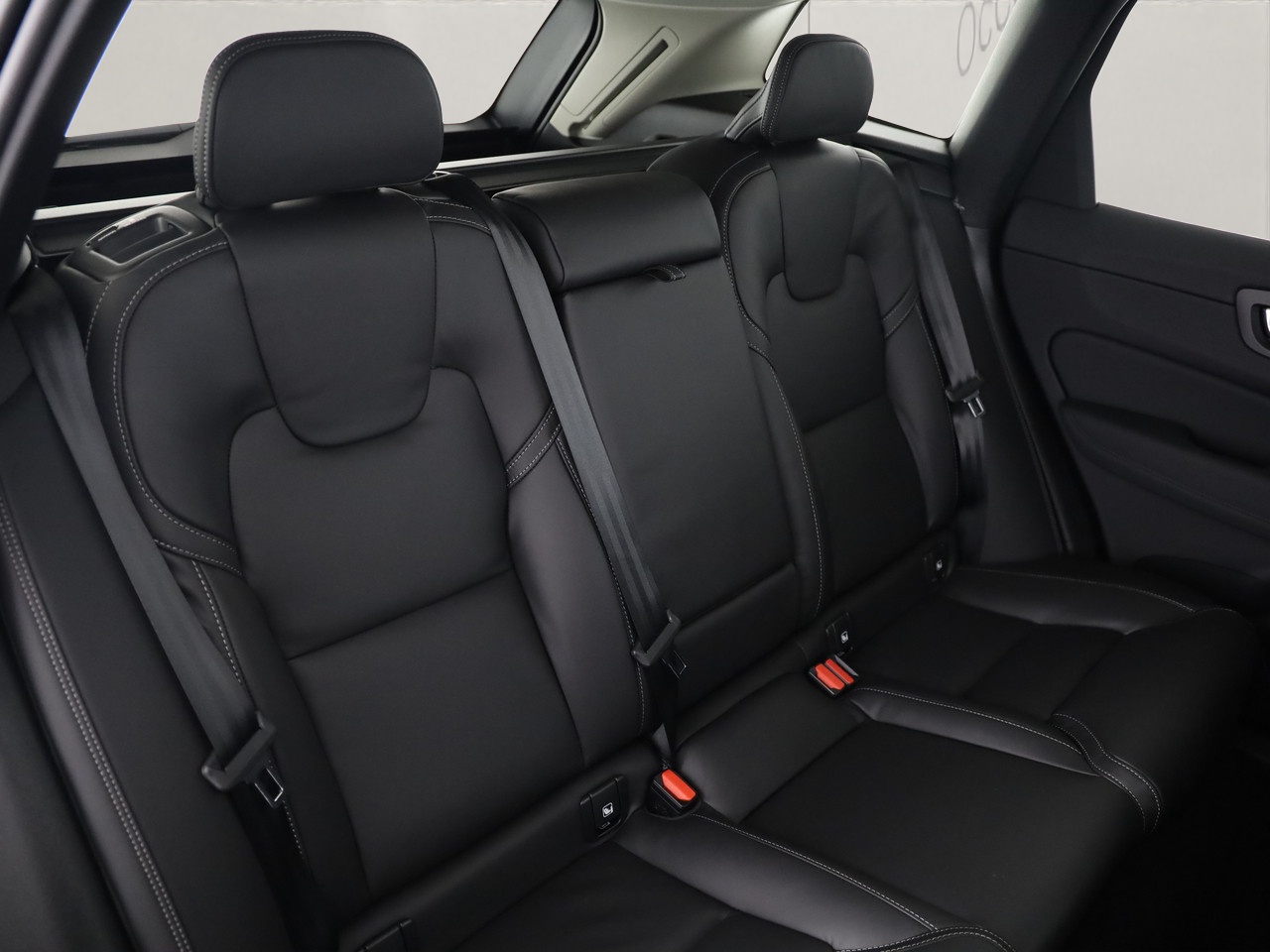 VOLVO XC60 2.0 T6 TE Ultra Bright eAWD-image-5