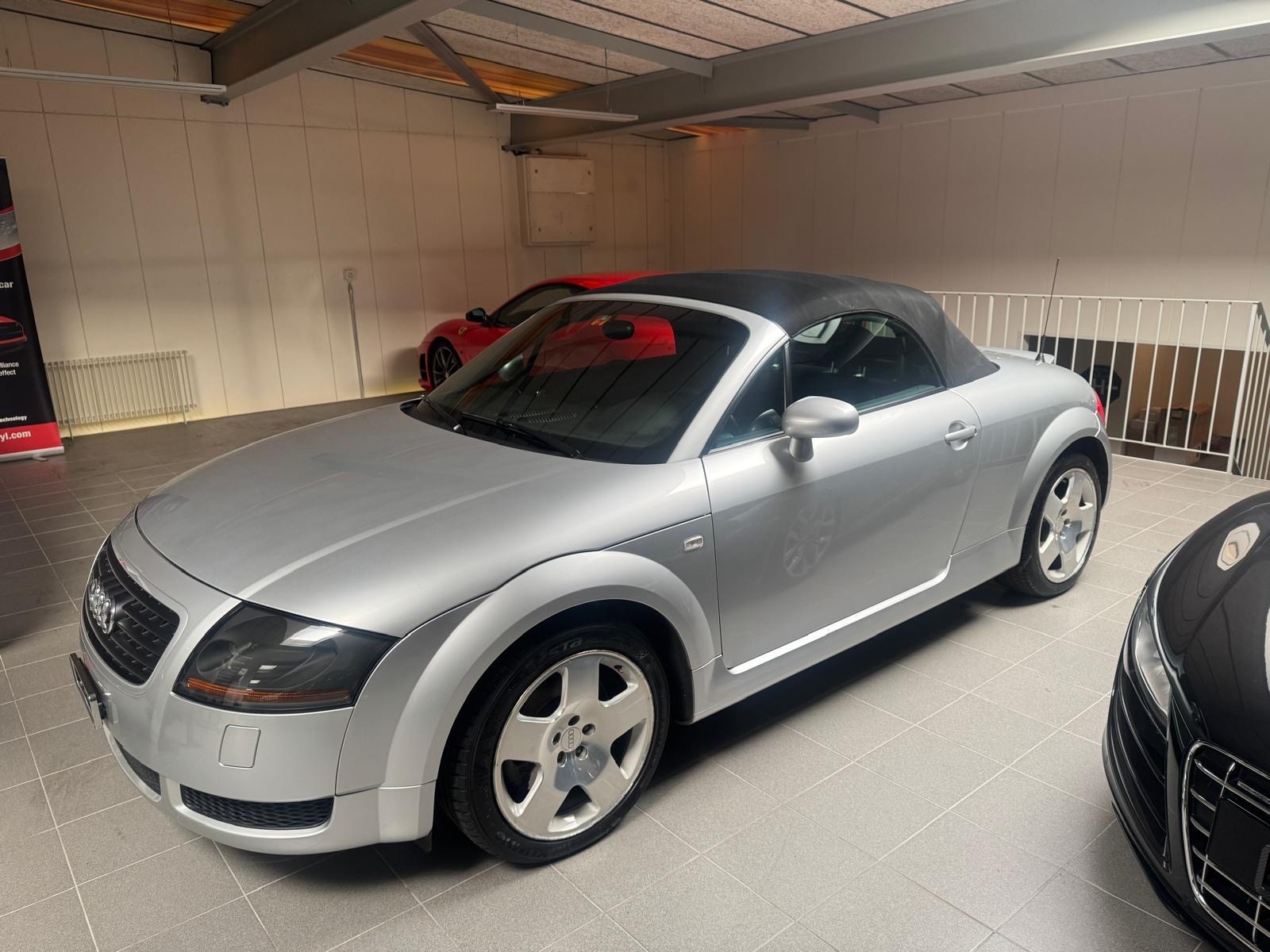 AUDI TT Roadster 1.8 T quattro-image-4