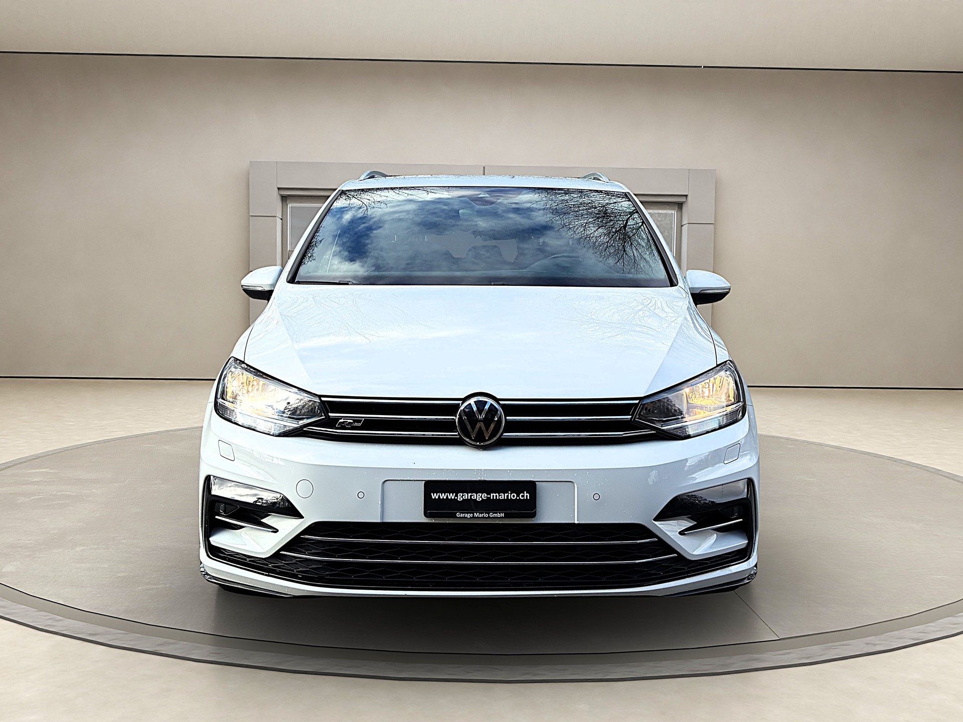 VW Touran 2.0 TDI BlueMotion * 7 Sitze * R-Line * Technology Highline DSG-image-1