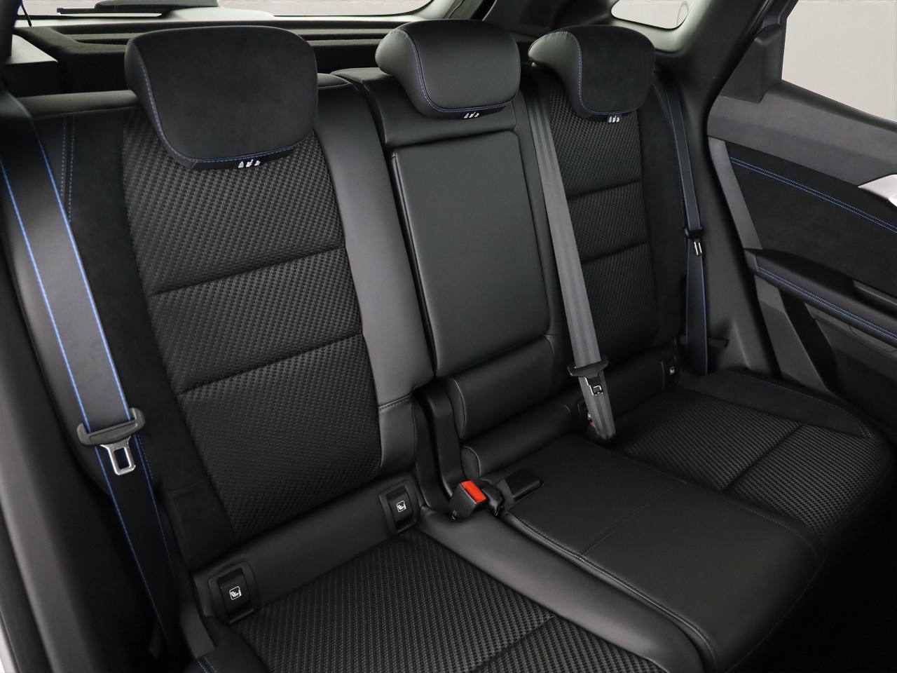 RENAULT Austral 1.2 E-Tech esprit Alpine-image-7