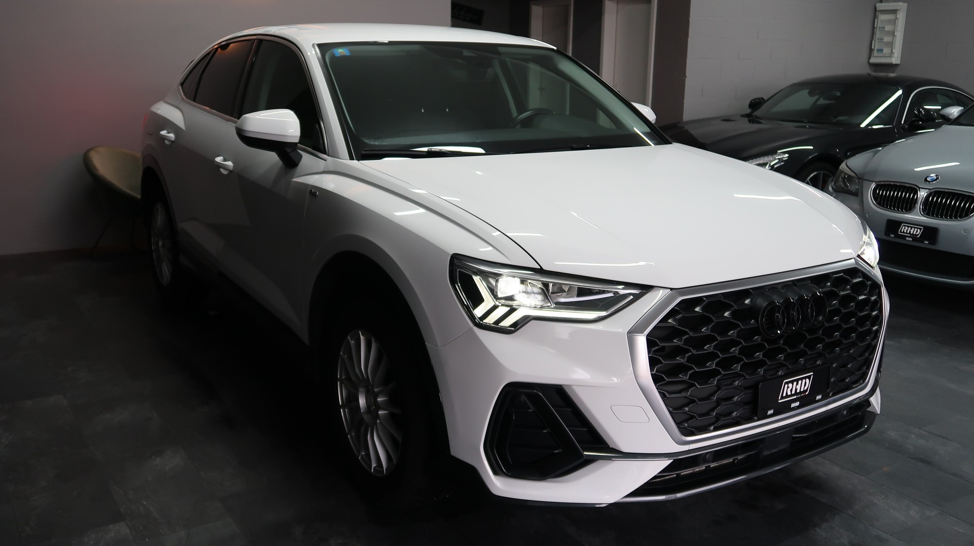 AUDI Q3 Sportback 35 TFSI / S-tronic / CH / MFK / GARANTIE-image-6
