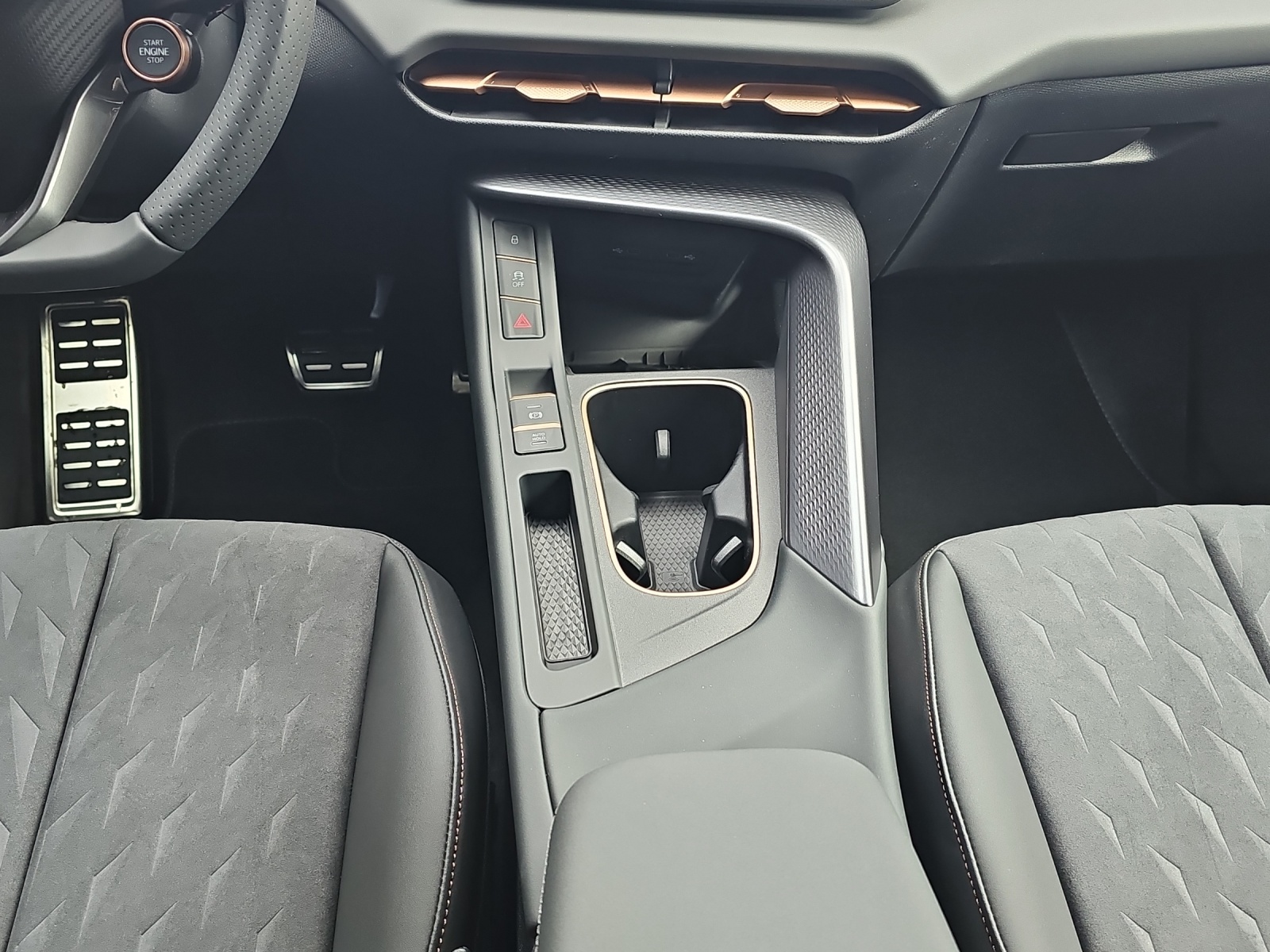 CUPRA Terramar 2.0 TSI DSG Prime Edition VZ 4Drive-image-8