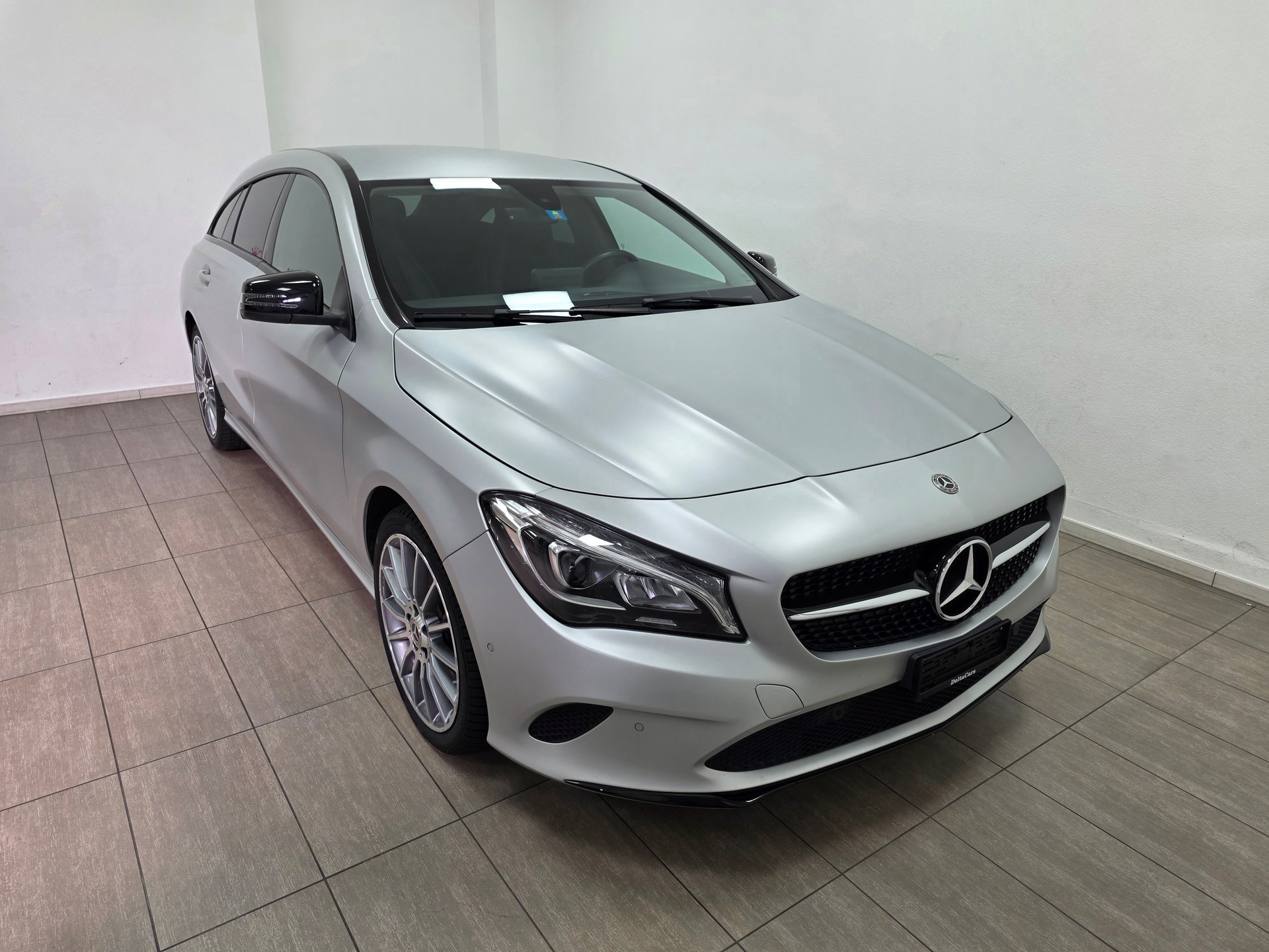 MERCEDES-BENZ CLA Shooting Brake 200 d Swiss Star Ed. 4M 7G-DCT