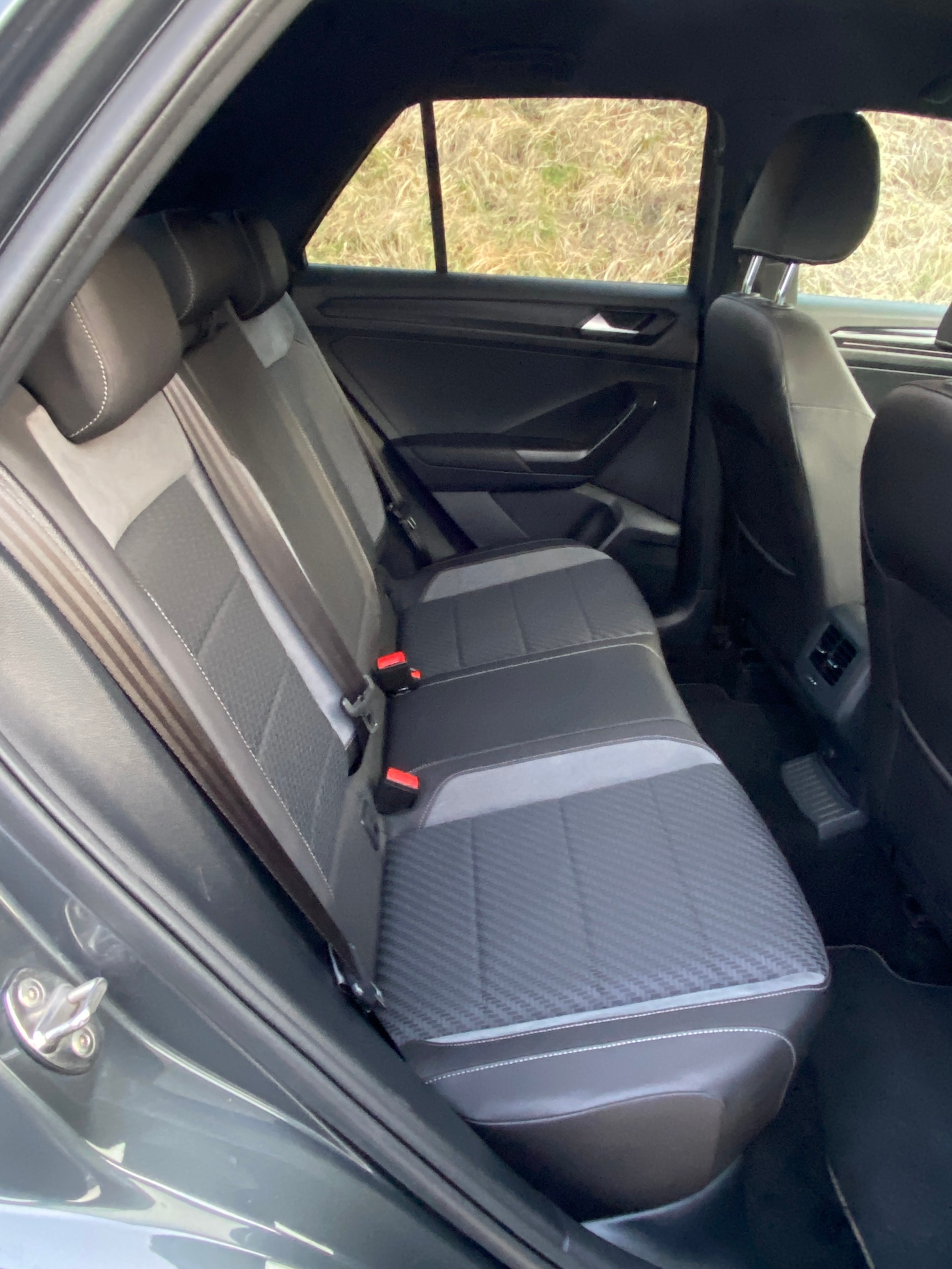 VW T-Roc 2.0 TSI RLine DSG 4Motion-image-5