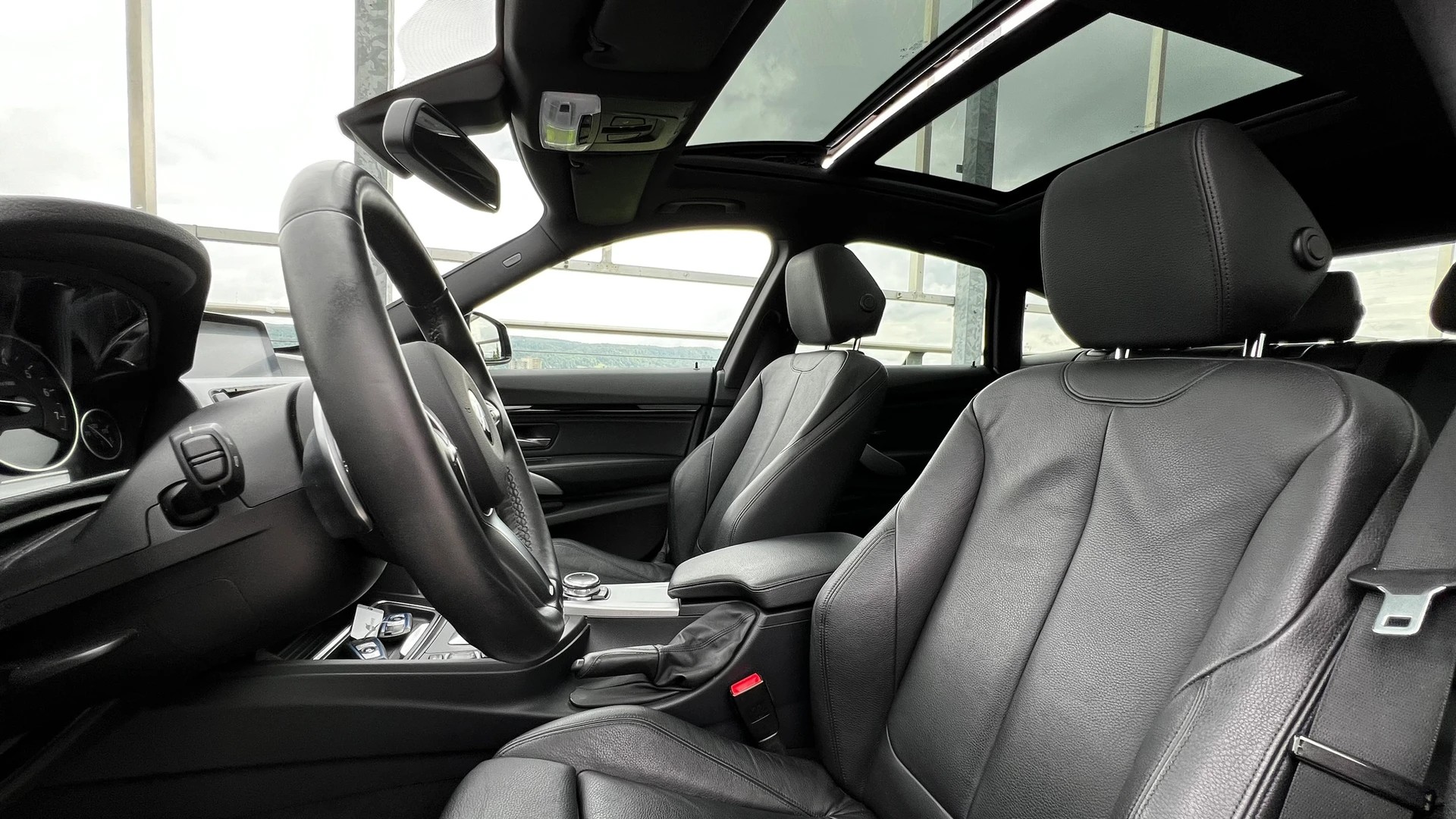 BMW 335i GT xDRIVE STEPTRONIC M SPORT PLUS l 306 PS-image-17
