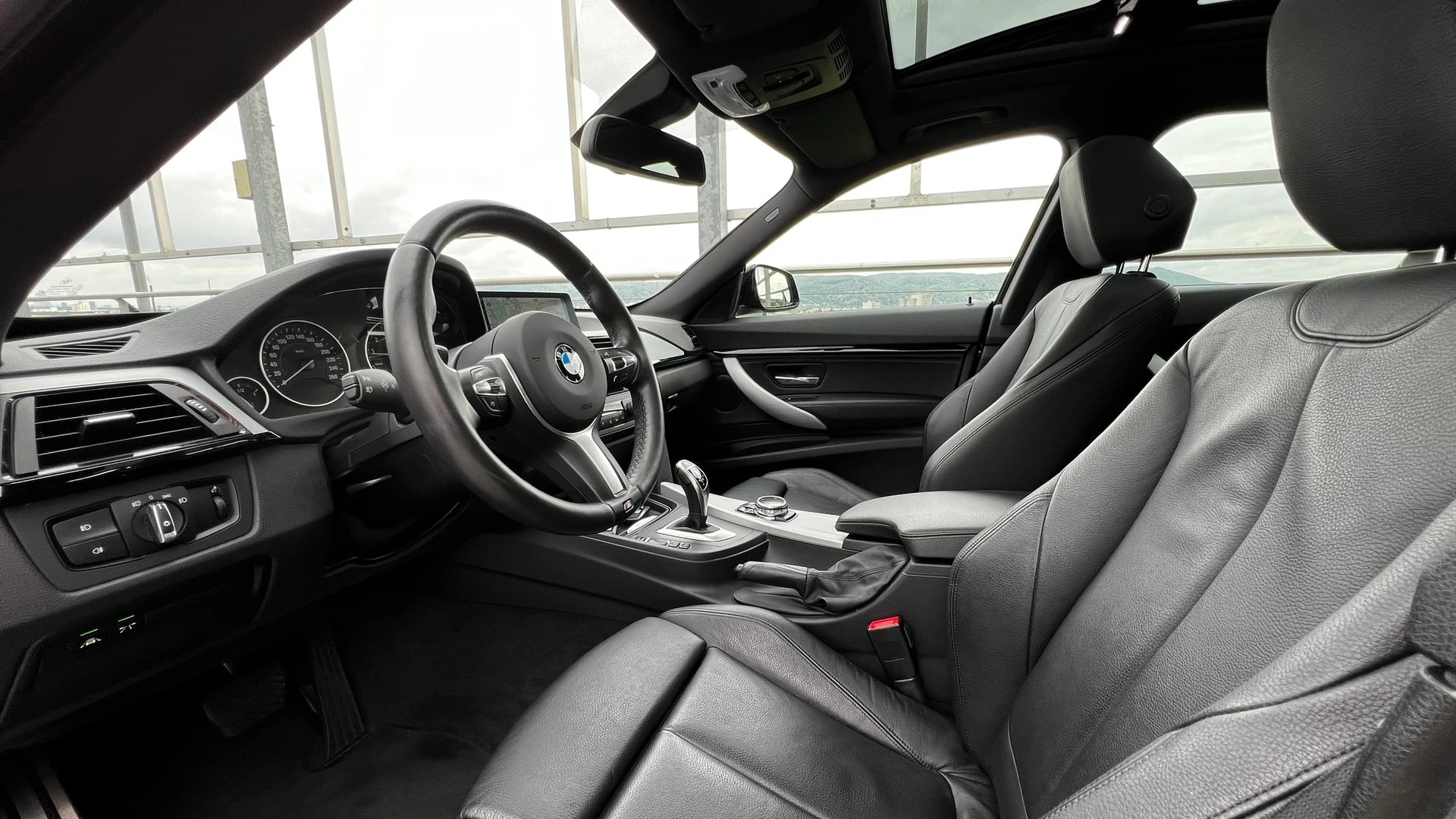 BMW 335i GT xDRIVE STEPTRONIC M SPORT PLUS l 306 PS-image-15