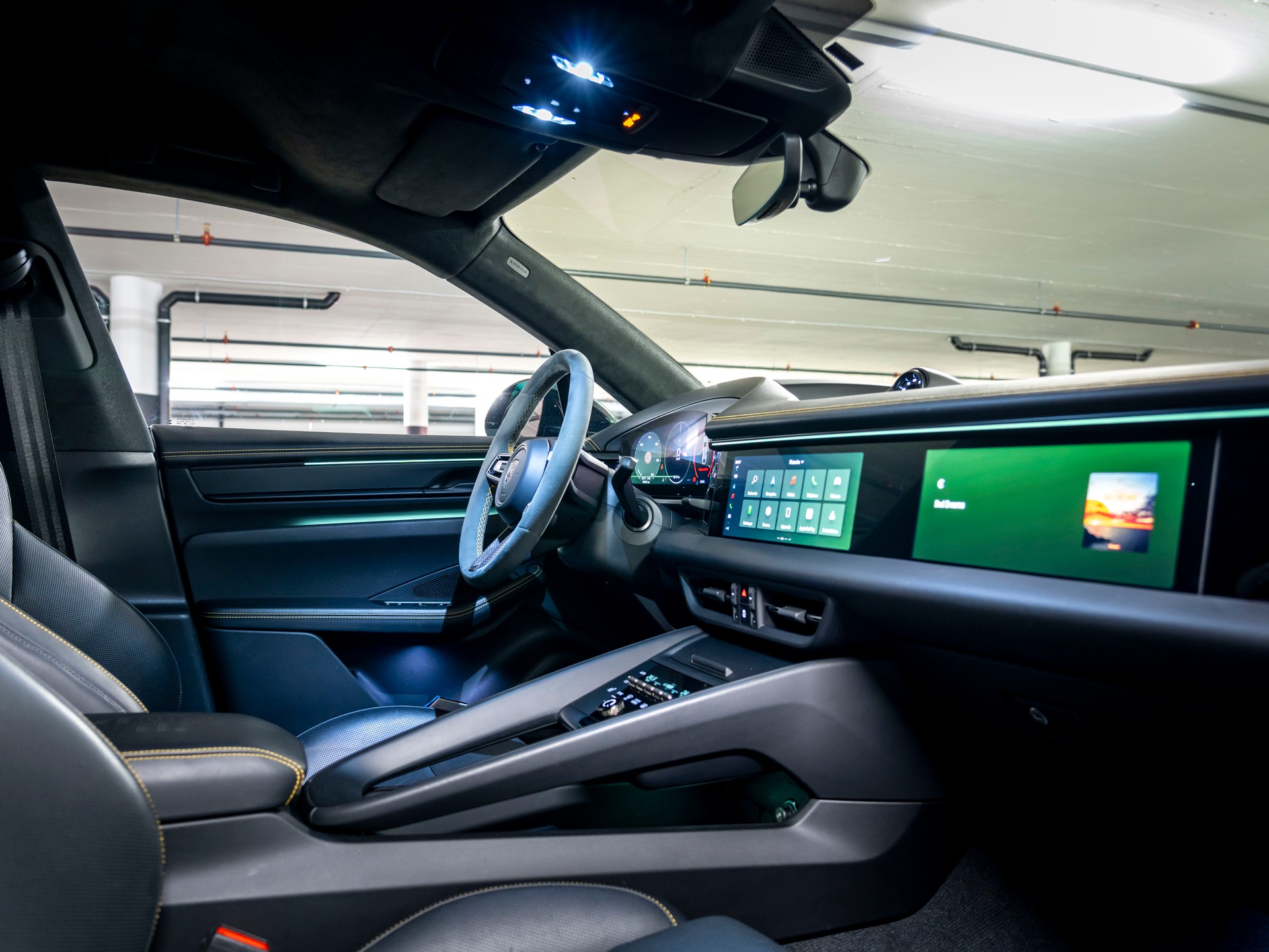 PORSCHE Macan Turbo 100kWh-image-22
