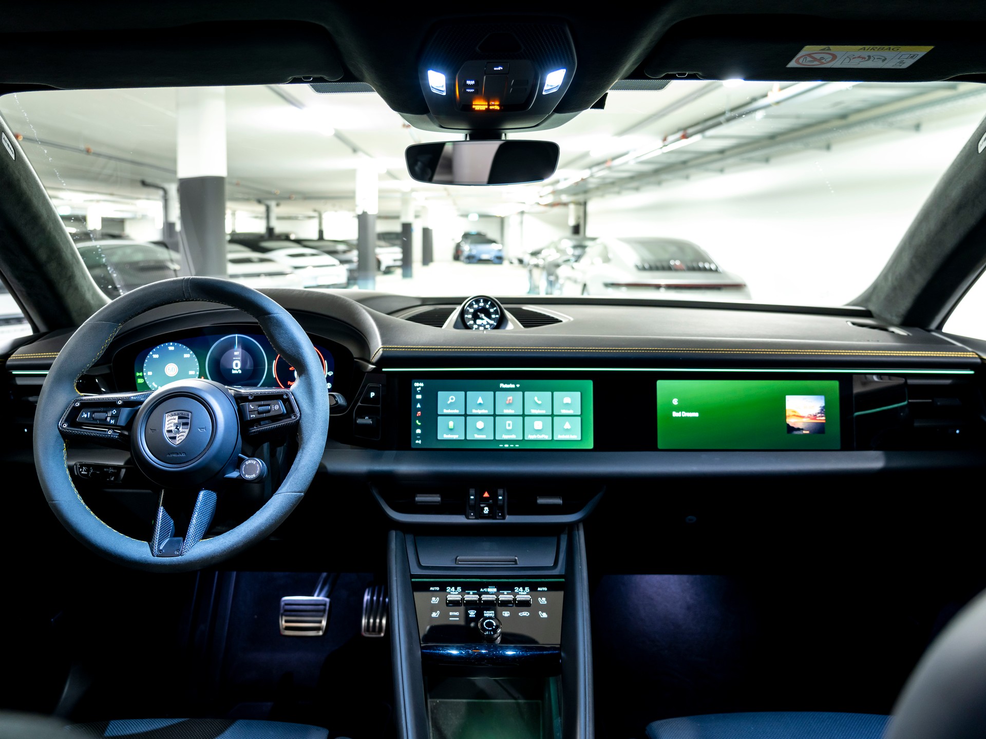 PORSCHE Macan Turbo 100kWh-image-21