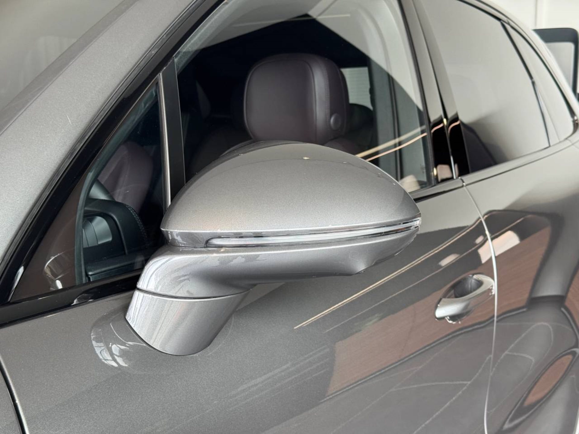 PORSCHE Cayenne S E-Hybrid-image-14