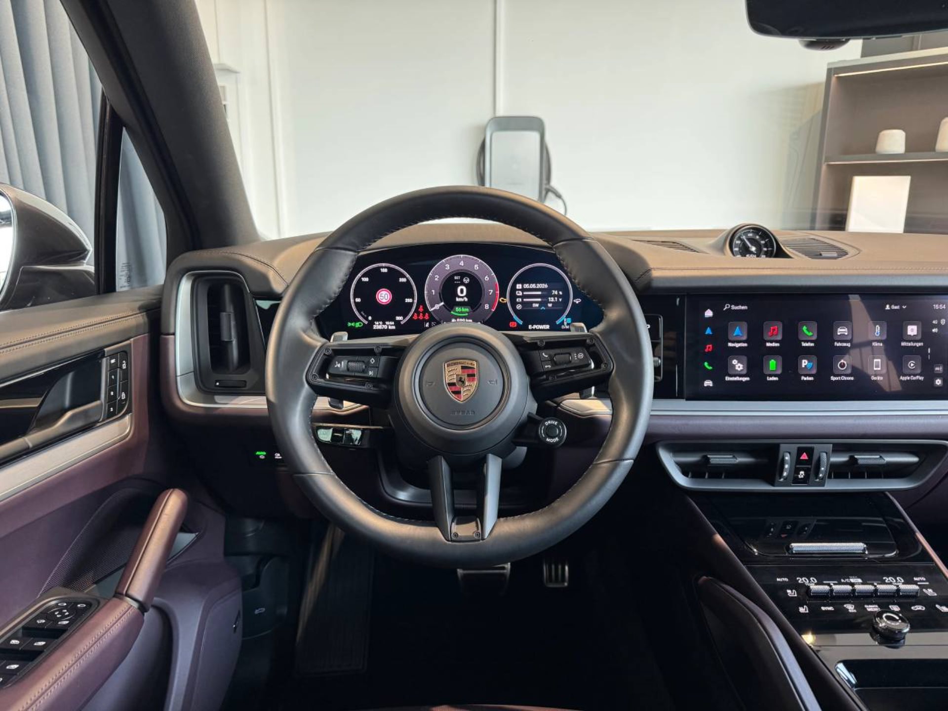 PORSCHE Cayenne S E-Hybrid-image-15