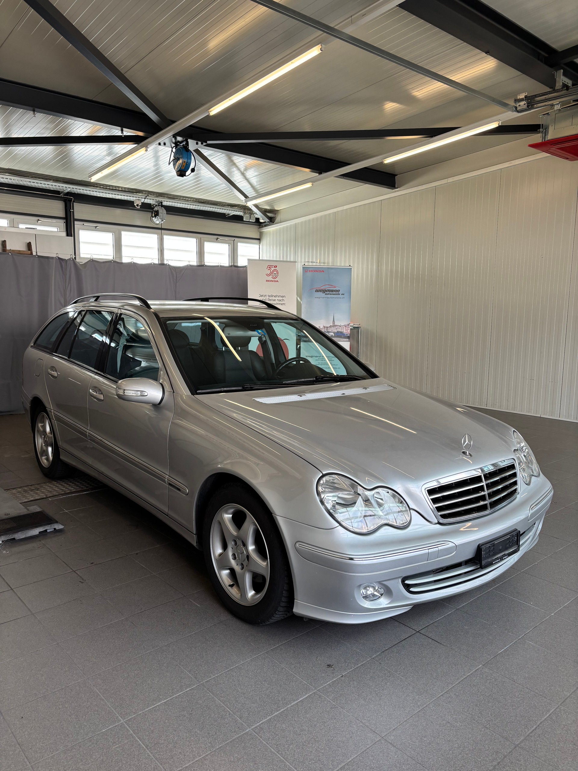 MERCEDES-BENZ C 180 T Kompressor-image-2