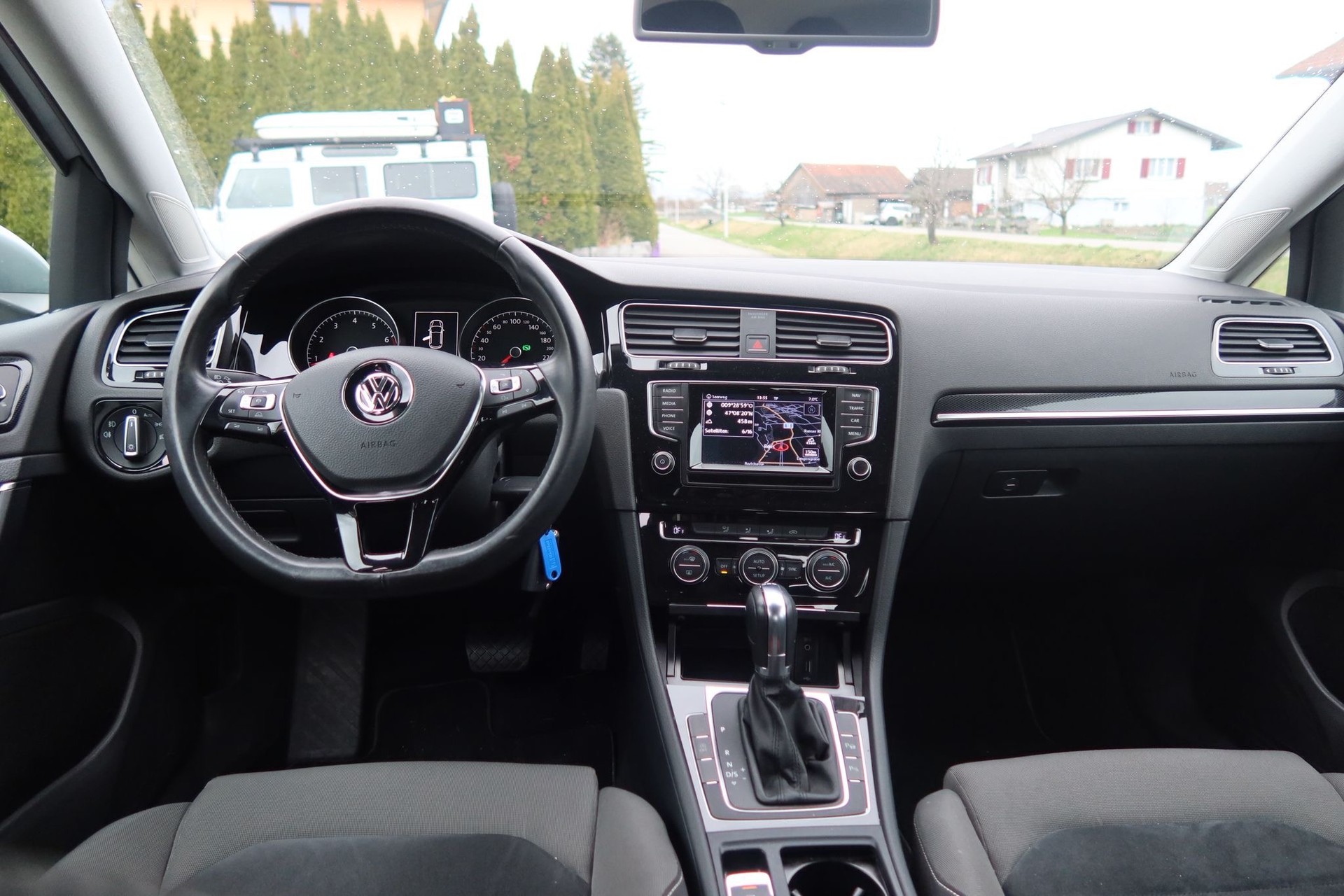VW Golf 1.4 TSI Highline DSG-image-6