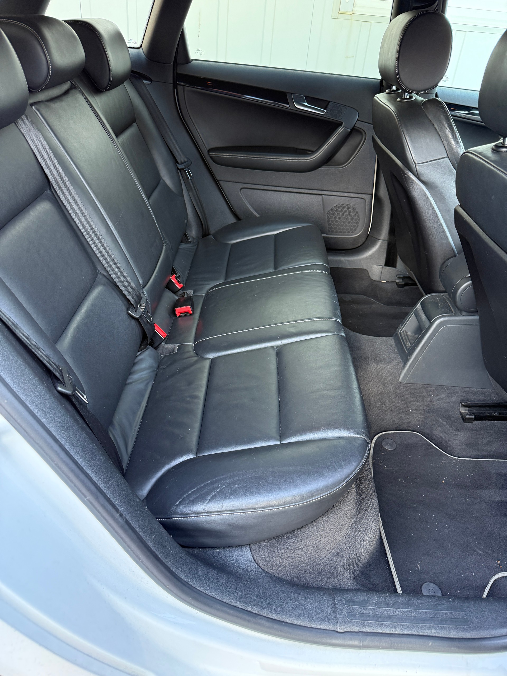 AUDI RS3 Sportback 2.5 TFSI quattro S-tronic *FRISCH MFK* LEDER* 19"ALU*INOX ENDSCHALLDÄMPFER*-image-15