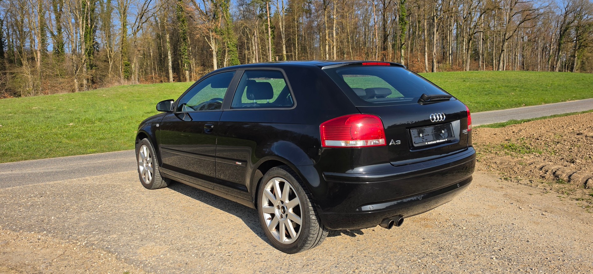 AUDI A3 2.0 Turbo FSI Ambition quattro S-Line-image-4