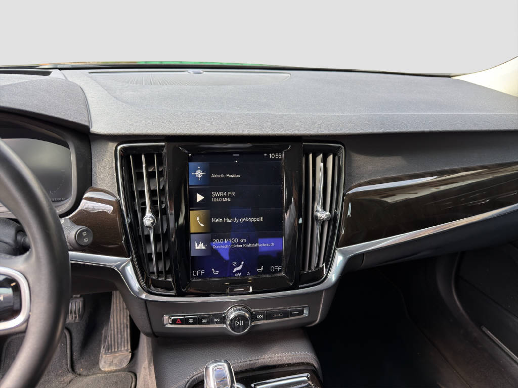 VOLVO V90 2.0 T8 TE Momentum AWD-image-9