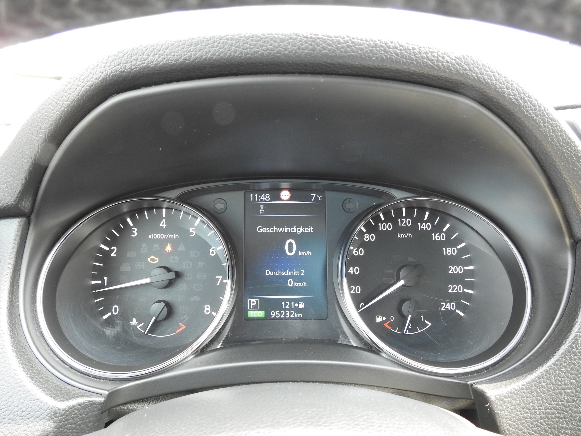 NISSAN Qashqai 1.2 DIG-T acenta Xtronic CVT-image-24
