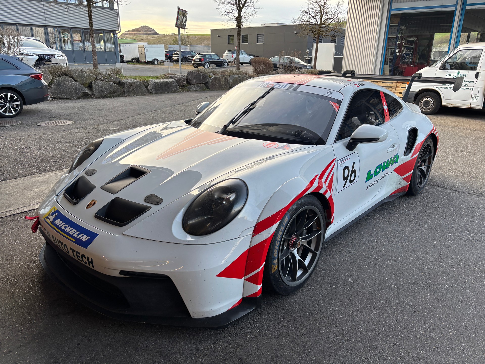 PORSCHE (992) GT3 CUP-showroom-element-1