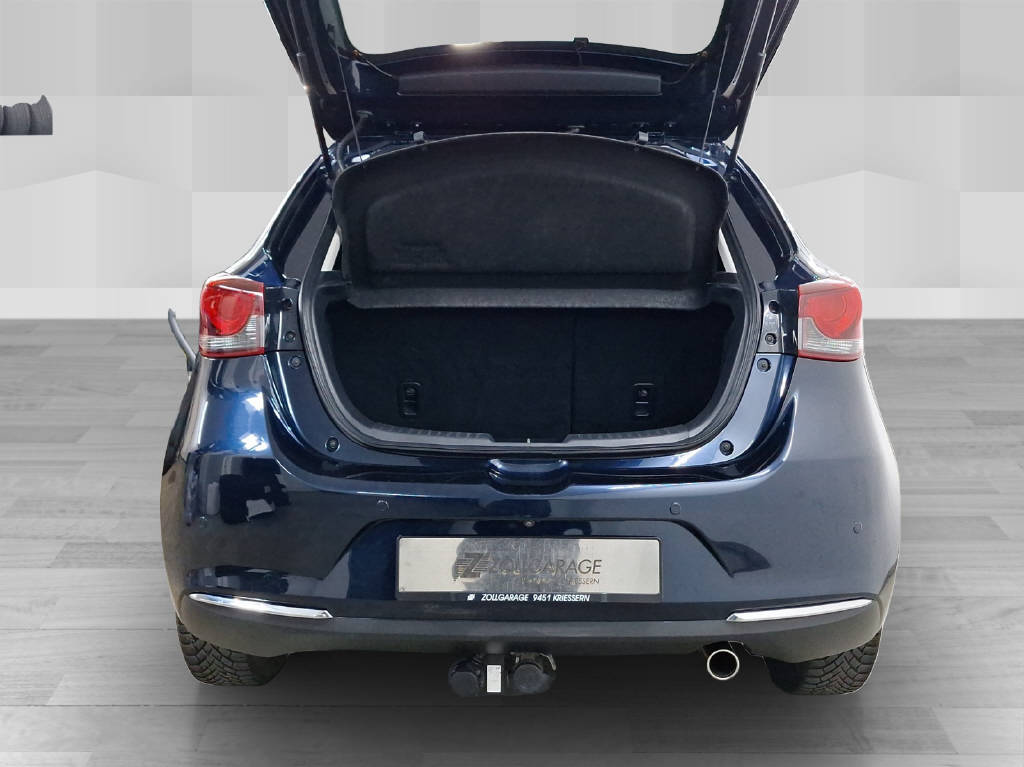 MAZDA 2 1.5 90 Revolution-image-7