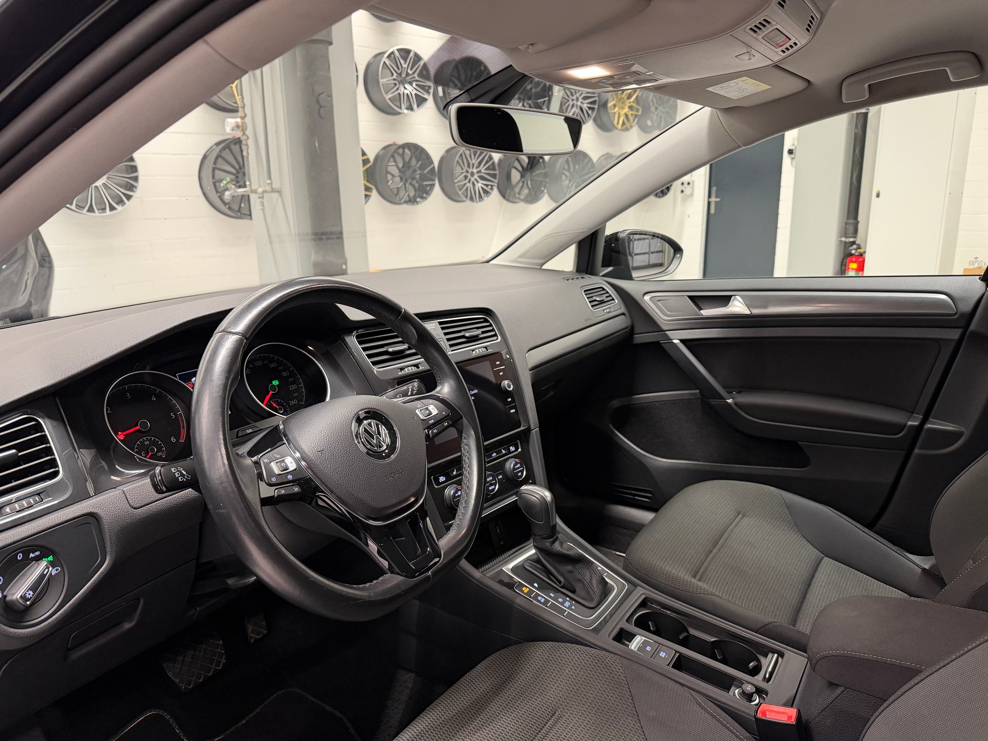 VW Golf VII 2.0 TDI Comfortline DSG *CH-Auto*Frisch ab MFK*-image-10