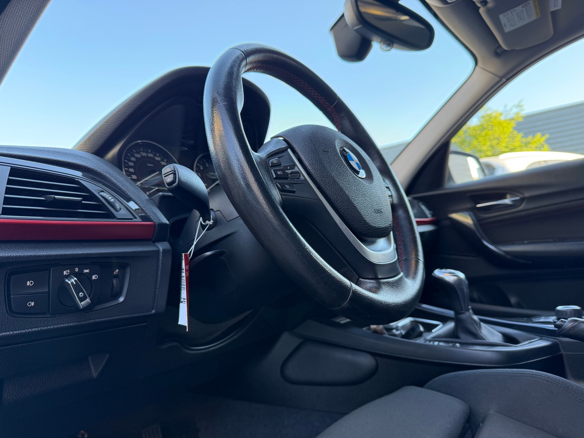 BMW 116i Sport Line-image-7