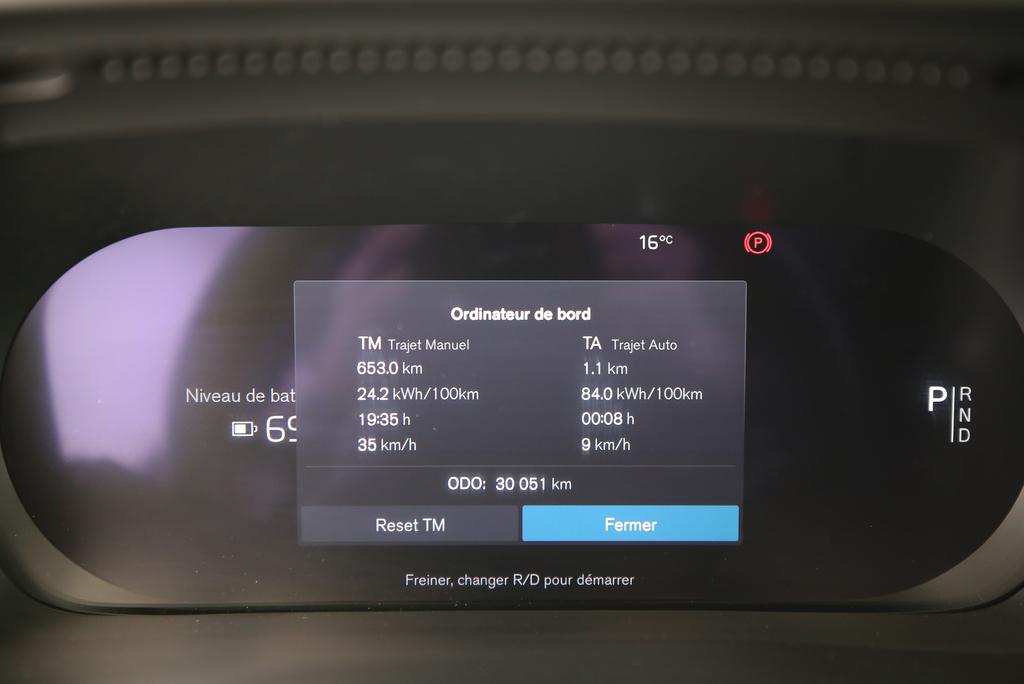 VOLVO XC40 P8 Twin Ultimate AWD-image-10