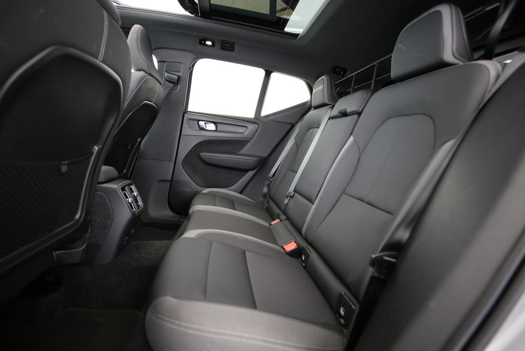 VOLVO XC40 P8 Twin Ultimate AWD-image-7