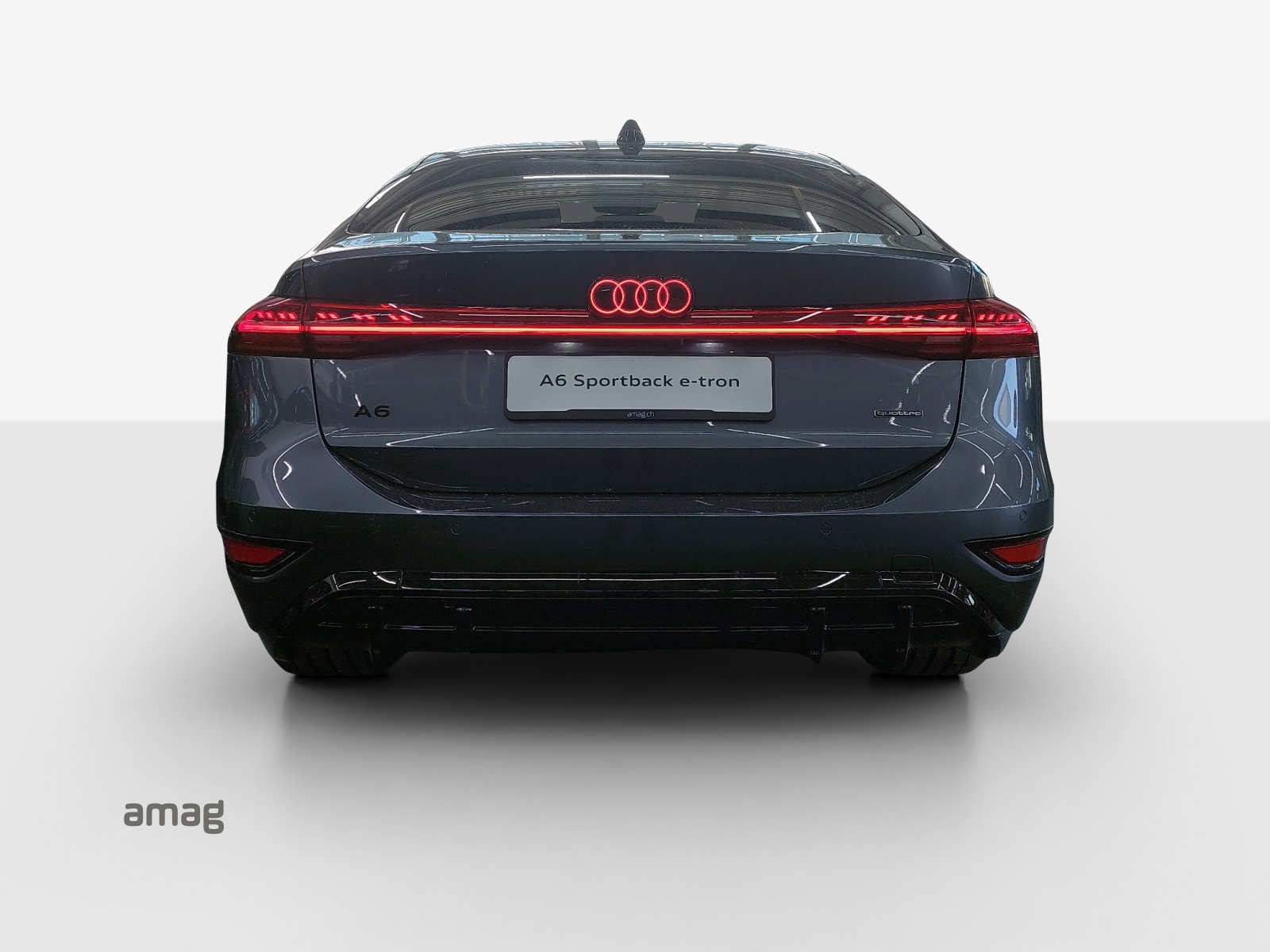 AUDI A6 Sportback e-tron quattro-showroom-element-3