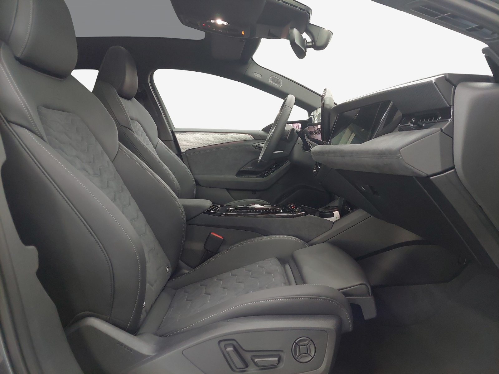 AUDI A6 Sportback e-tron quattro-image-14