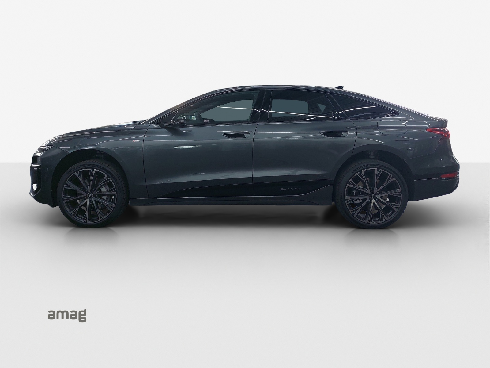 AUDI A6 Sportback e-tron quattro-image-0