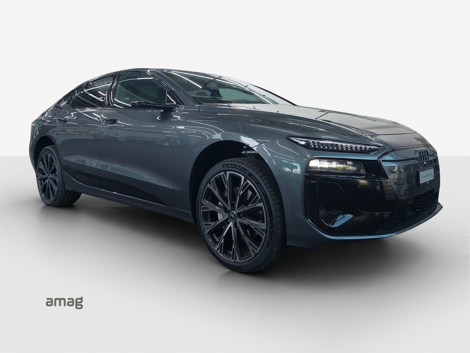 AUDI A6 Sportback e-tron quattro-image-5