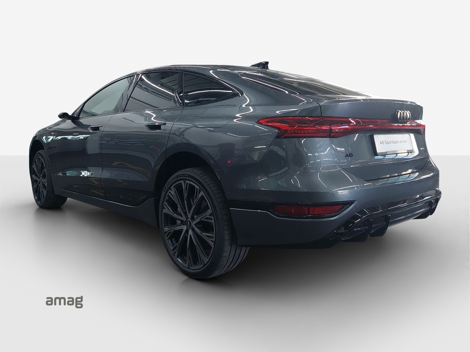 AUDI A6 Sportback e-tron quattro-image-2