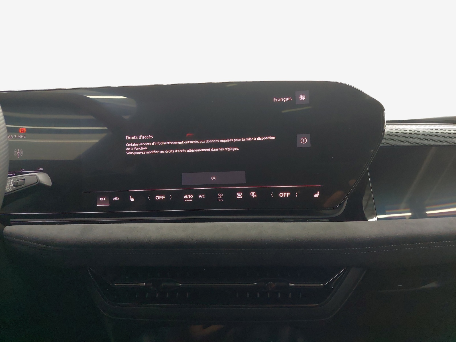 AUDI A6 Sportback e-tron quattro-image-10