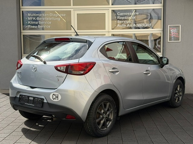 MAZDA 2 SKYACTIV-G 90 Ambition Plus-image-6