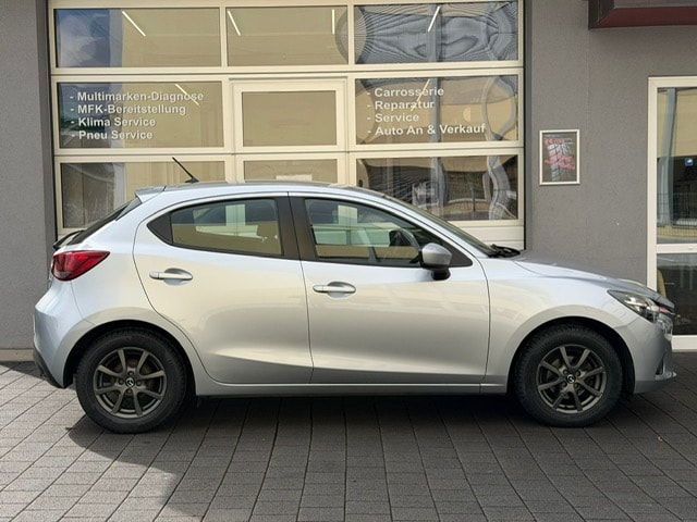 MAZDA 2 SKYACTIV-G 90 Ambition Plus-image-5
