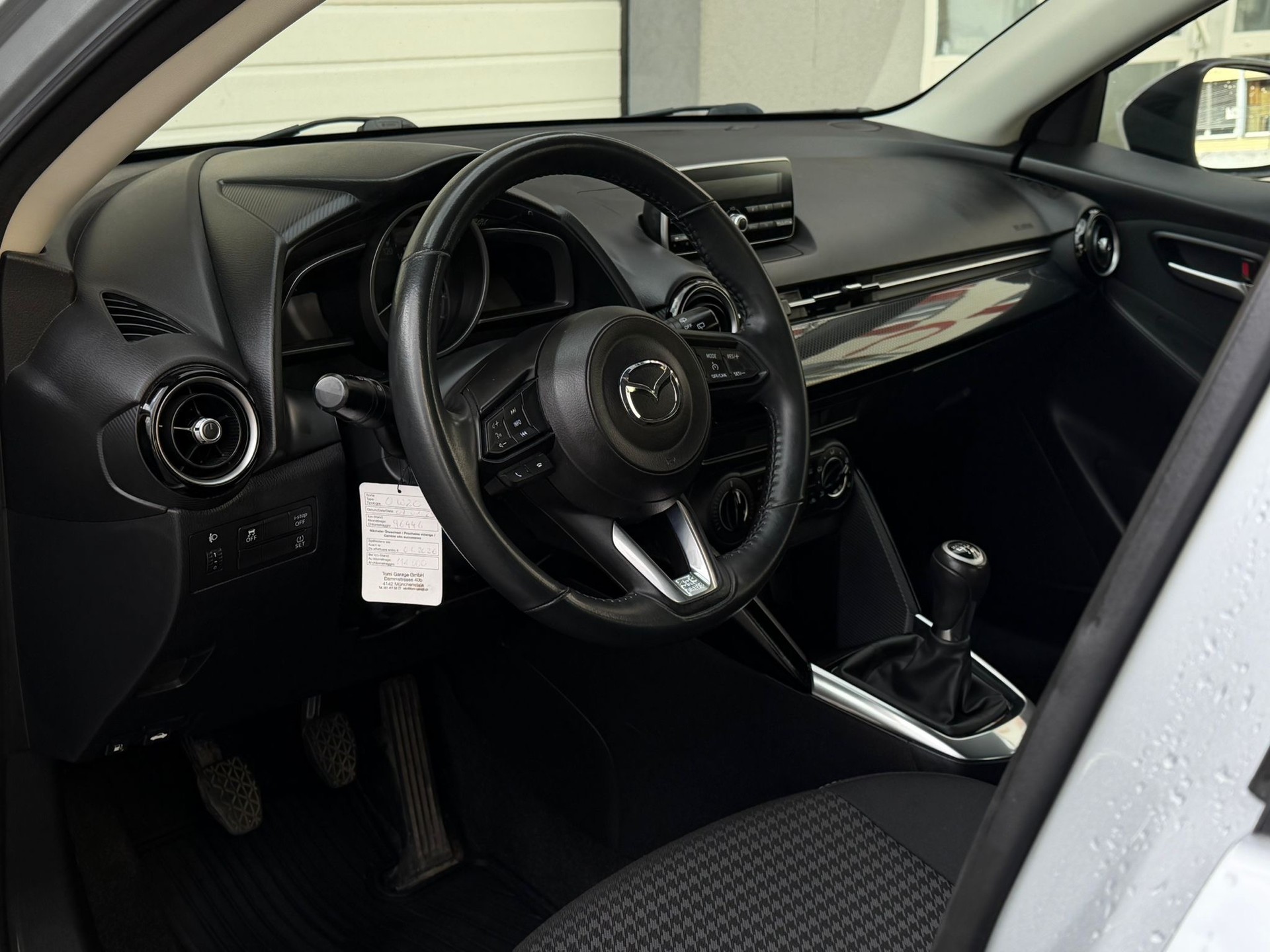 MAZDA 2 SKYACTIV-G 90 Ambition Plus-image-10