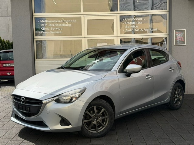 MAZDA 2 SKYACTIV-G 90 Ambition Plus