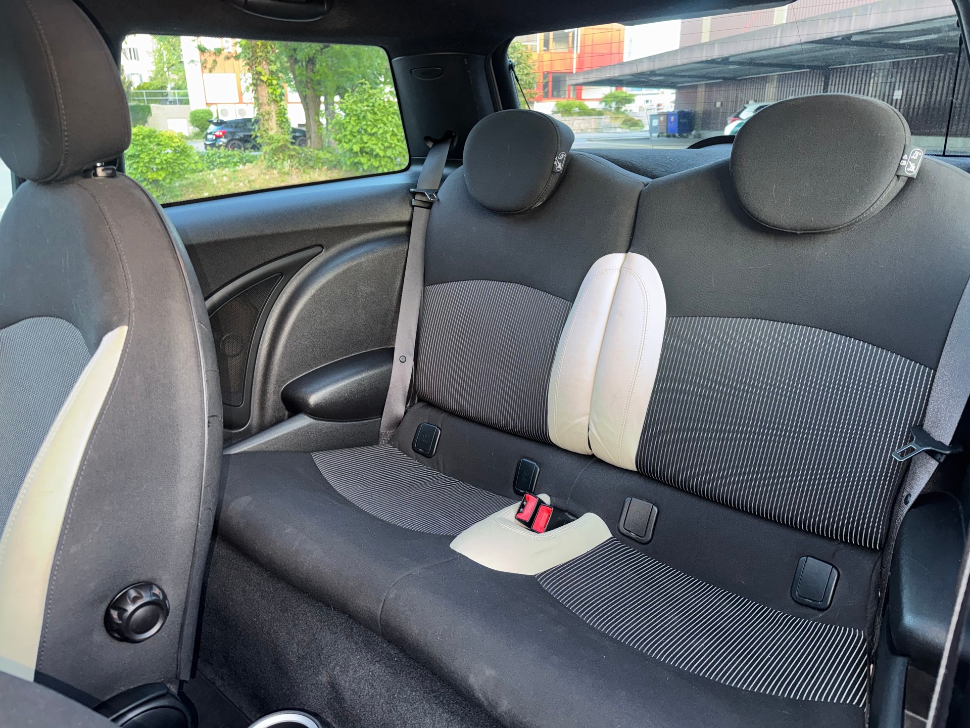 MINI Cooper-image-8